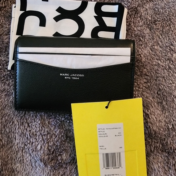 NWT MARC JACOB Genuine Leather wallet w multiple pockets - Picture 3 of 12